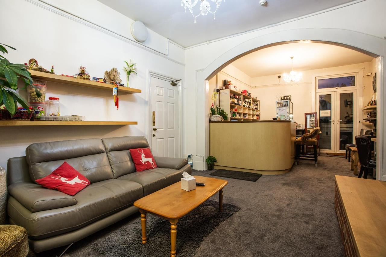 Oyo The Greenland Hotel Londres Extérieur photo